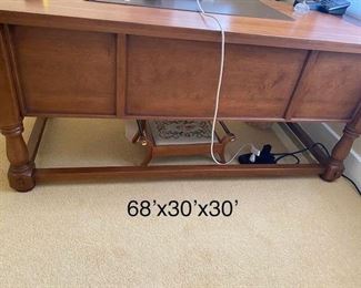Office desk $280