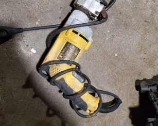 Dewalt Concrete siding nibbler cutter