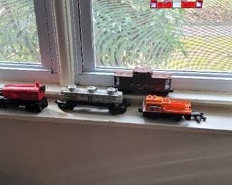More Lionel Trains