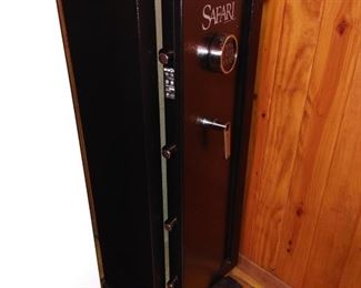 12 gun safe