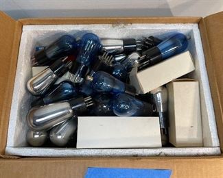 Vintage Lot of TV Radio Vacuum Tubes Untested