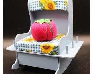 Vintage Sunflower Rocking Chair Sewing Set with Tomato Pin Cushion