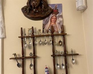 . . . a nice spoon rack and collection with Christ figure above