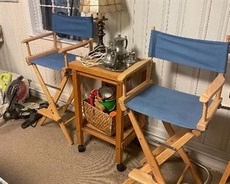 PAIR OF FOLDING DIRECTOR CHAIRS WITH ROLLING CART 