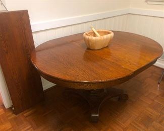 big heavy table w/ leaf will fit your whole family