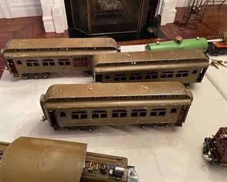 Lionel Standard Guage Train Set w/ Track and accessories