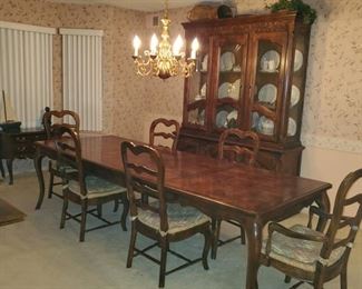 Hickory Manufacturing Co. dining table and china cabinet.