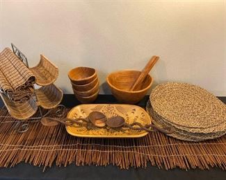 014 Wooden Bowls Table Decor and More