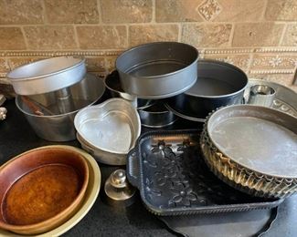 024 Baking Pans William Sonoma Kaiser And More