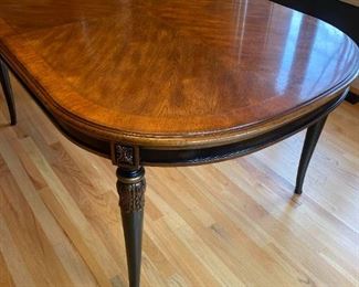 031 Heritage Dining Room Table