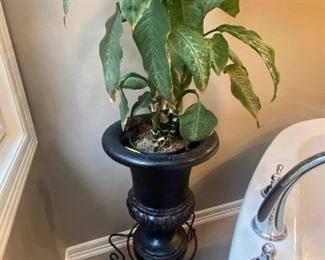 080 House Plant and Stand