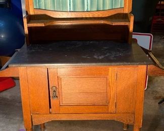 302 Oak Washstand