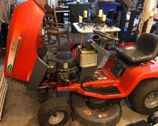 327 John Deere Scott Ride On Lawn Mower