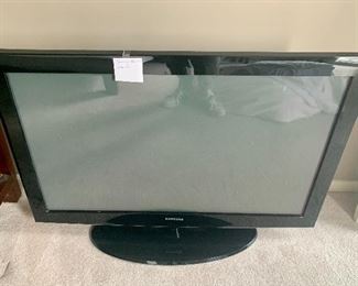 #67- 42" Samsung TV- 2HDMI- Plasma display- $160