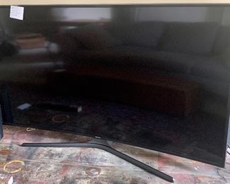 #48- 55" Samsung Curved screen HDTV- 3 HDMI- Model UN55KU650DF - $250