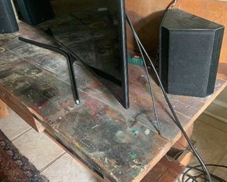 #48- 55" Samsung Curved screen HDTV- 3 HDMI- Model UN55KU650DF - $250