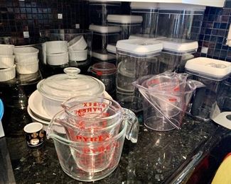 Pyrex and inert food storage containers