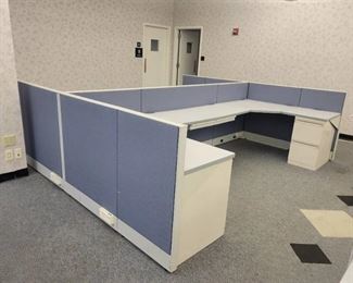 Double Sided Cubical Unit - 2 Desks