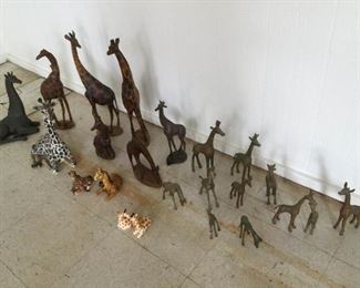 WLE007 - Large Giraffe Collection - Wood, Ceramic, Plaster, Iron, Metal