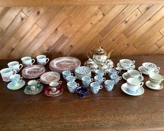 Wle006 Various Fine China Dishes, Tea Cups & Saucers