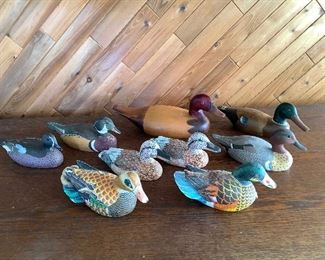 Wle010 Nine Wooden Decorative Duck Decoys