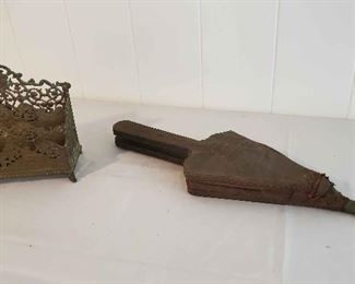 WLE115 - Vintage Letter Holder & Fire Bellow