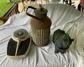 WLE116-Vintage Unique Items Lot