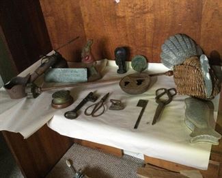 WLE131 - Vintage Iron Decor