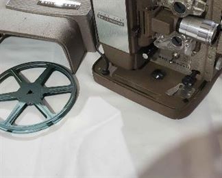WLE153 - Vintage Bell & Howell Autoload Projector