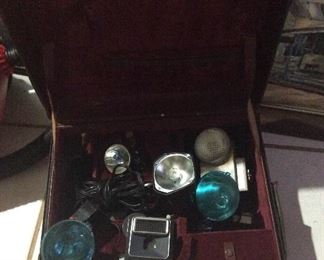 Wle150 Vintage Portable GE Mardi Gras Cinema Light w/Leather Case