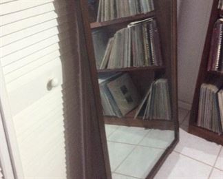 Wle155 - Beautiful Wood Framed Mirror - HEAVY - See Description