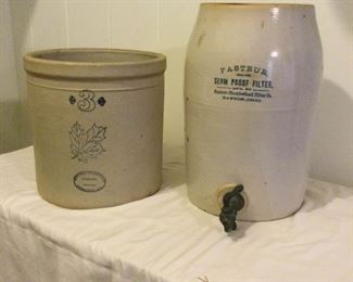 WLE174 - Pair of Vintage Stoneware Crock Pots