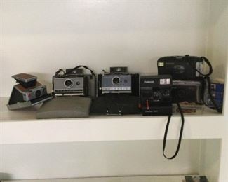WLE199 - Collection of Polaroid Instant Cameras - See Photos