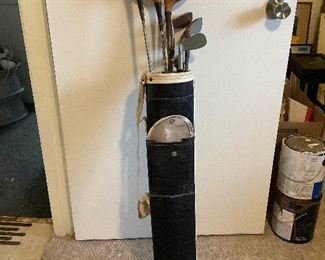 Wle205 Vintage Golf Clubs & Golf Bag