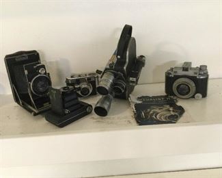 WLE207 - Vintage Kodak Cameras, Werkstaten A-21, Paillard Bolex Movie Camera