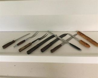 WLE229 - Assorted Carving Knives & More