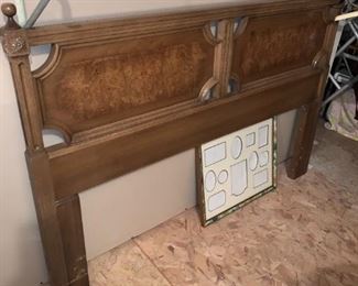 6 pc bedroom set American of Martinsville - dresser with mirror, chest of drawers, 2 night stands, headboard.