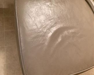 Kitchen Table with 1 leaf and 4 heavy metal chairs, seat pads. Solid and sturdy. 59 x 42 x 29h with 1 leaf (17). Square without leaf. Cramco Furniture, Miami FL