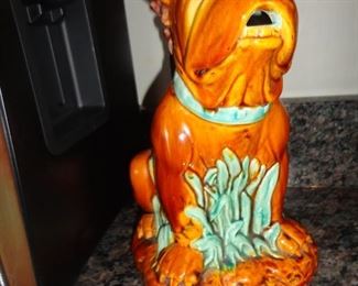 CHINA DOG PITCHER 