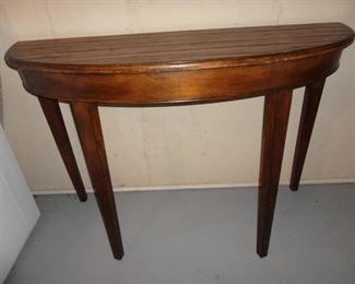 DEMILUNE TABLE 
