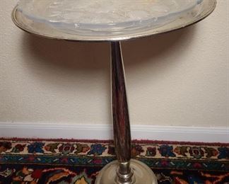 BOMBAY silver plated "pie crust" accent/end table