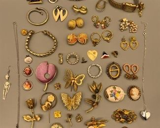 Costume jewelry - w/signed pieces