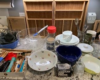Assorted Kitchenware