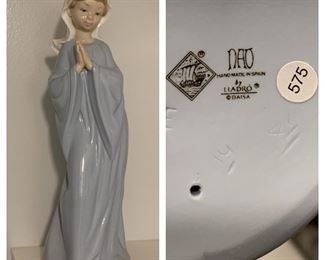 Lladro NAO Daisa Praying Nun Madonna Figurine