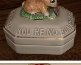 Enesco Porcelain Bunny Trinket Box