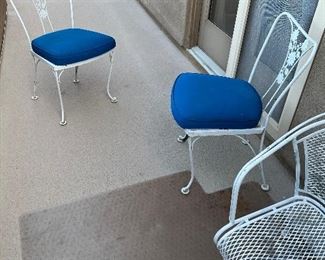 Woodard vintage patio furniture