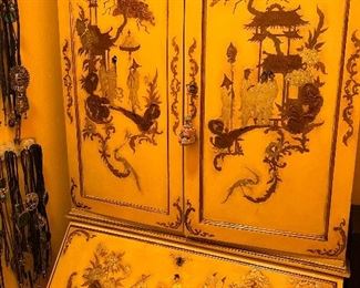 Chinoisere desk beautiful patina