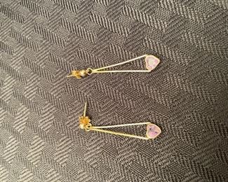 45- $50 
14kt gold dangle amethyst heart earrings 