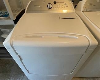 $495
Washer & Dryer Whirpool Cabrio (like new)