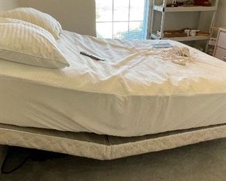 52____$225
Queen Sz mattress Serta on adjustable base
 • 24high 60wide 80deep 